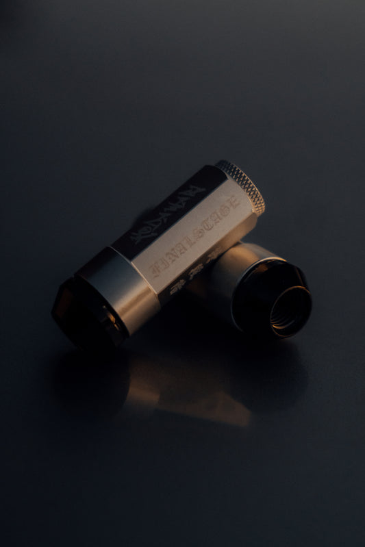 Show lug nuts base nut